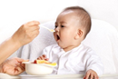 Trẻ mấy tháng ăn được Hải sản – Khi nào bé có thể ăn tôm cua?